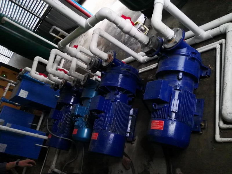 2BVA5121水環(huán)真空泵客戶使用現(xiàn)場